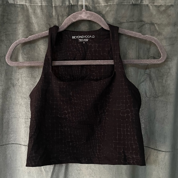 Beyond Yoga Crop Top - Picture 1 of 4